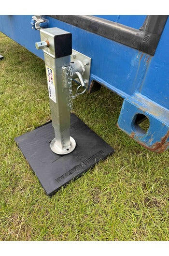 500x500x40mm Square Outrigger Pad