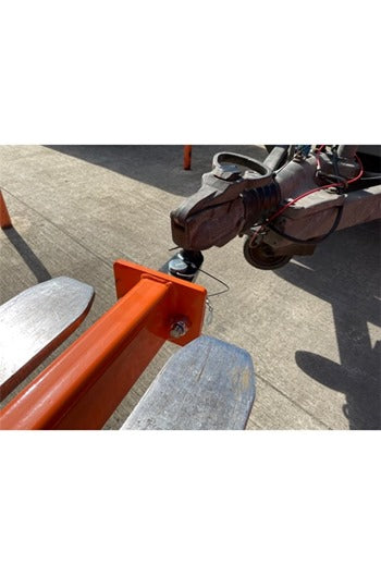 Fork Mounted Push Hitch