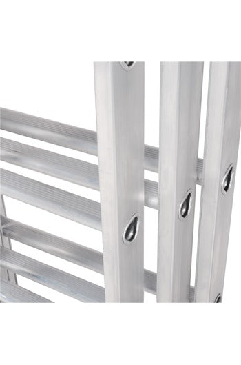 Professional Trade EN131 3mtr Triple Extension Ladder
