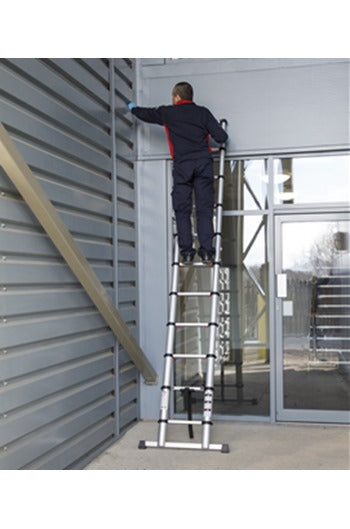 Sealey ATL11 Aluminium 11-Tread Telescopic Ladder EN 131