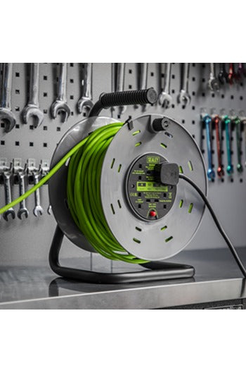 Sealey BCR25G Cable Reel with Thermal Trip 4 x 230V Sockets 25mtr Green