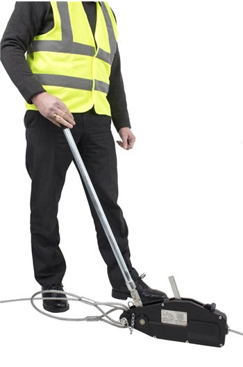 Wire Rope Winch 800kg c/w Winch Rope